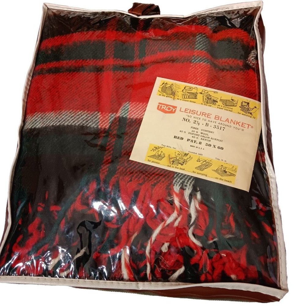 Troy Leisure Blanket Wool Blend Red Plaid Fringe NOS USA Made No 2 1/2 B 3517